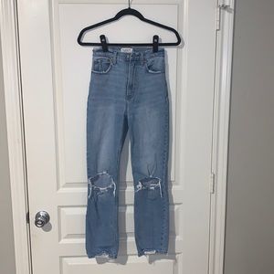 Abercrombie Ultra High Rise Ankle Straight Jeans